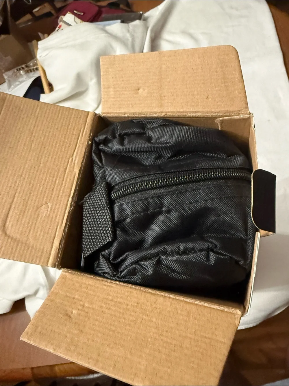 Bonfoto B690c New In Box Tripod Carbon Fiber With Carrying Case